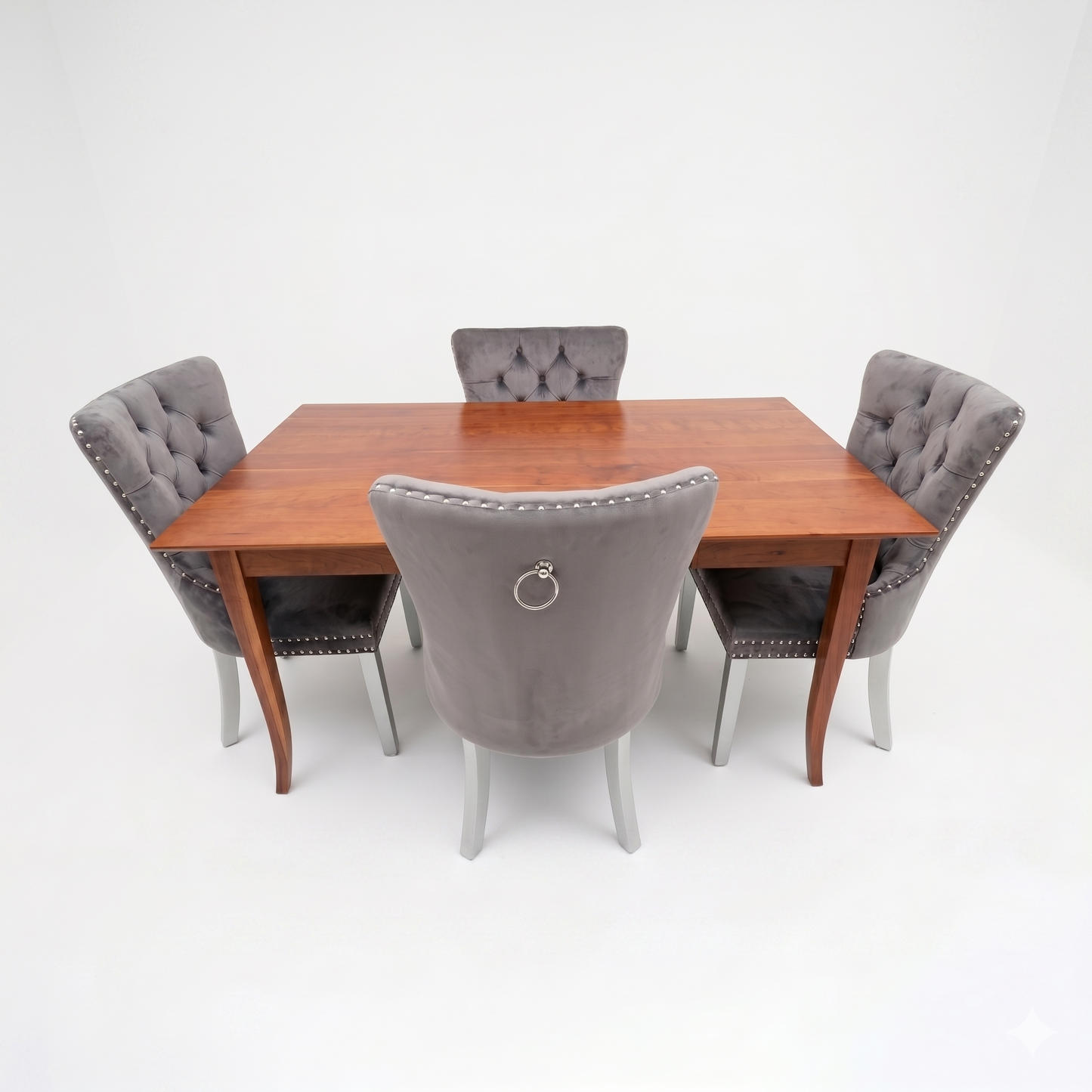 Preowned - Hickory Dining Table Set w/ Tufted Chairs