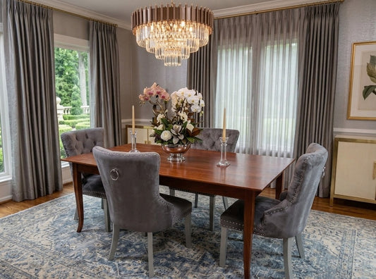 Preowned - Hickory Dining Table Set w/ Tufted Chairs